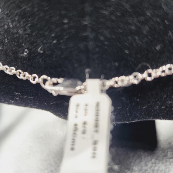 Ladies Necklace - Picture 5 of 6